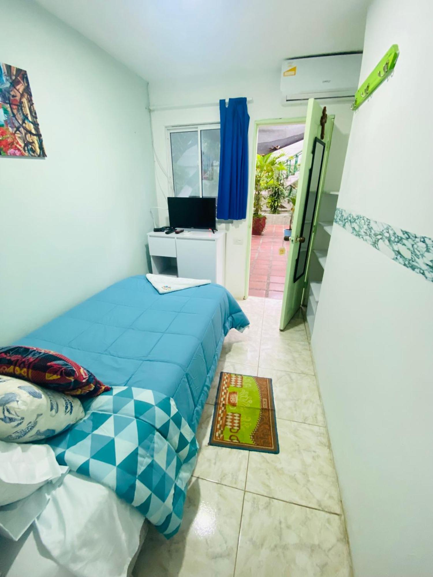 House Marfito Airport Hotel Cartagena Eksteriør billede