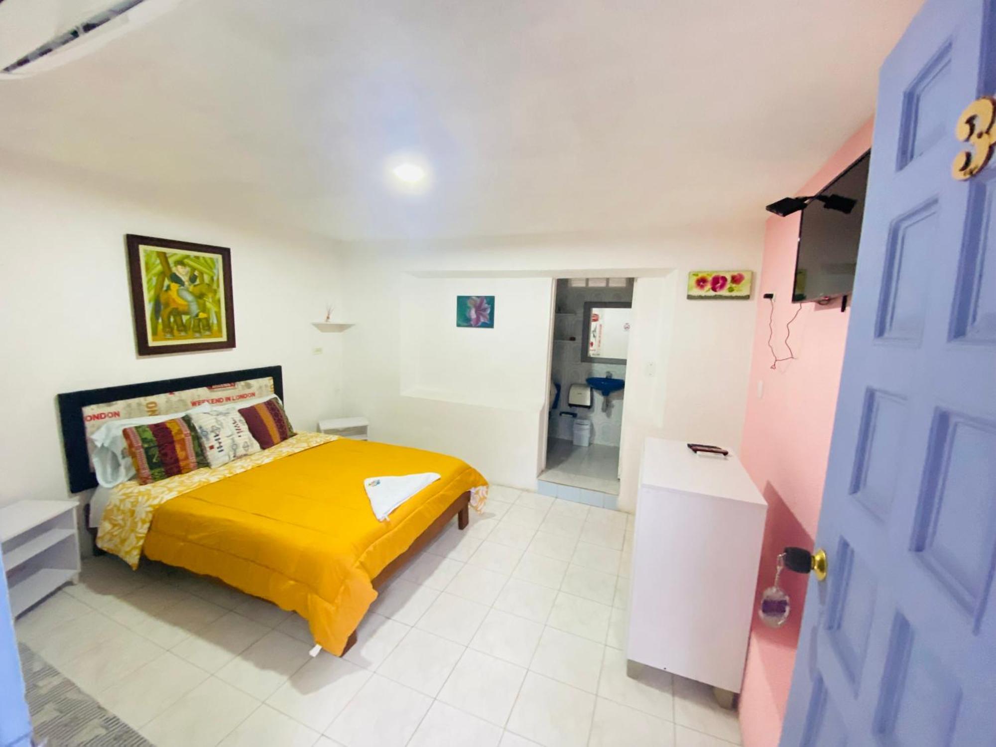 House Marfito Airport Hotel Cartagena Eksteriør billede