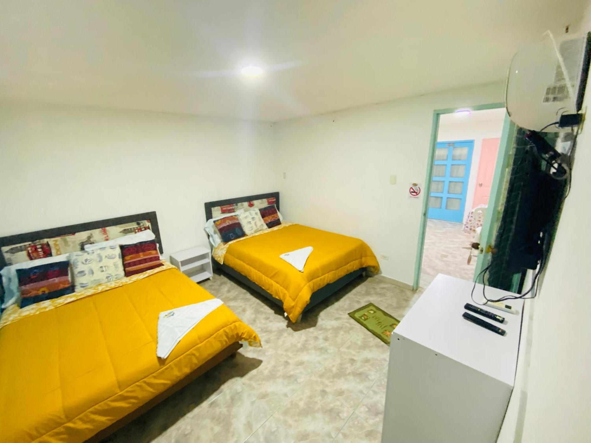 House Marfito Airport Hotel Cartagena Eksteriør billede